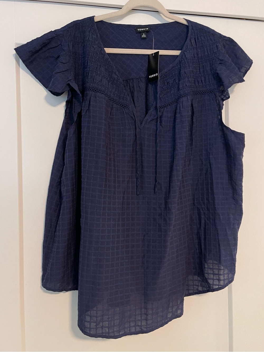 NWT Torrid Navy Textured V-Neck Peasant Top - 3/3X/22-24